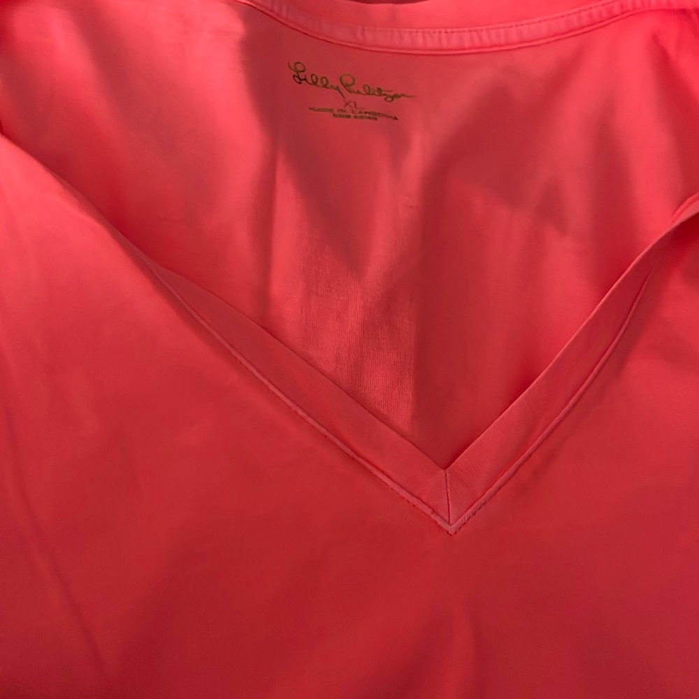 NWOT Lilly Pulitzer Meredith Tee in Coral Size XL